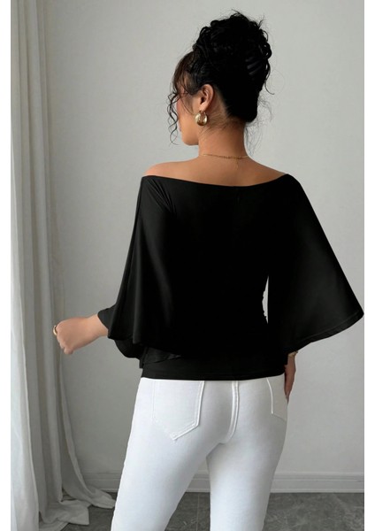 Kadın Beyaz Kayık Yaka Flare Kol Drapeli Fit Bluz