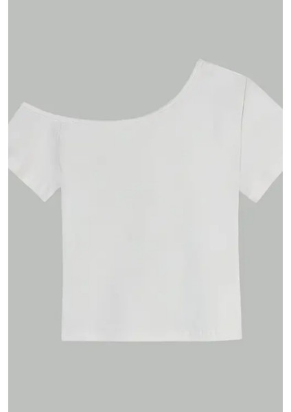 Beyaz Kadın Düşük Omuz Kayık Yaka Dar/slim Likralı T-Shirt