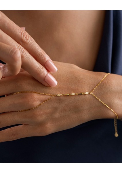 925 Ayar Gümüş Altın Renkli Konik ve Elmas Detaylı Şahmeran – Silveria Jewels