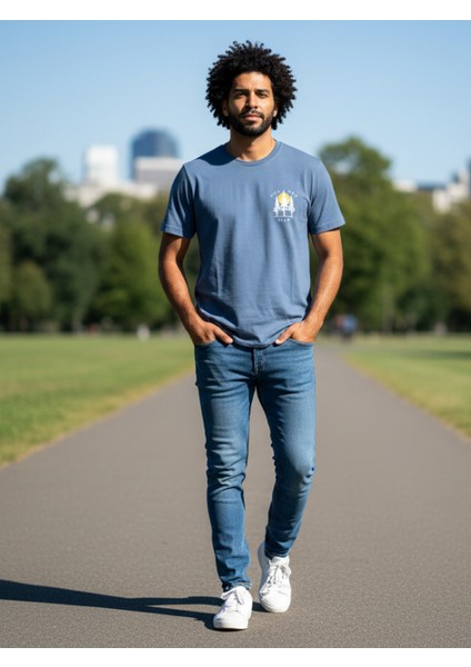 Erkek Sıfır Yaka Baskılı Tshirt