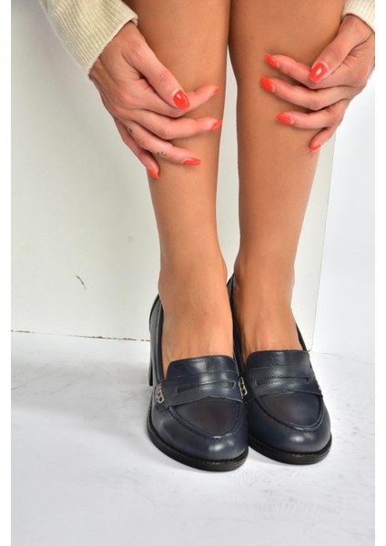 V468707503 Lacivert Hakiki Deri Kalın Topuklu Kadın Ayakkabı fırsatları