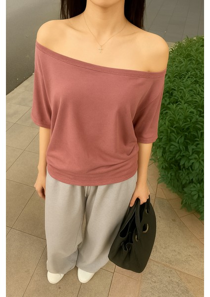 Pudra Kadın Düşük Omuz Kayık Yaka Oversize T-Shirt