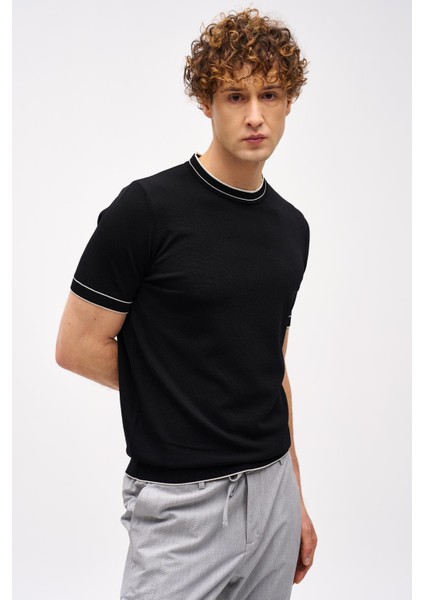 Siyah Standart Fit Dar Kalıp Bisiklet Yaka Düz Kısa Kollu Triko Tişört modelleri
