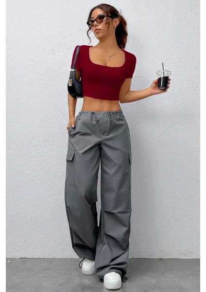 Kadın Kare Yaka Kısa Kollu Yazlık Basic Crop Tişört fırsatları