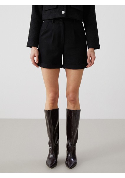 Yeni Sezon Standart Fit Kadın Tüvit Şort fiyatları