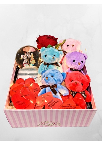 Romantik Hediye Kutusu Işıklı kalpli Mesajlı Kar Küresi ve Peluş Ayıcıklarla Dolu Sevgiliye Hediye fiyatları