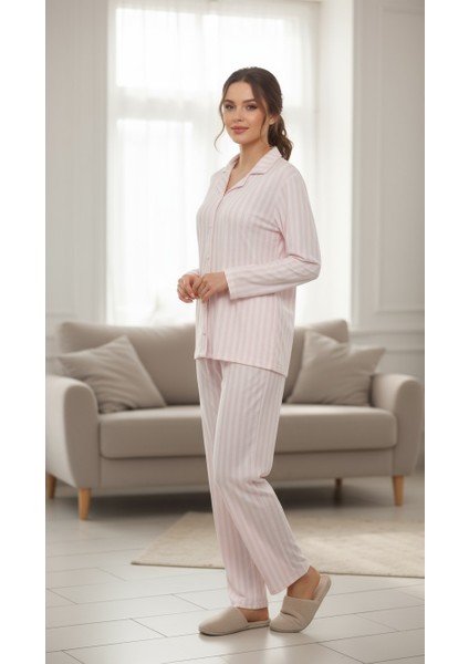 Pembe Çizgili Önden Düğmeli Süet Kadın Pijama Takımı fiyatları