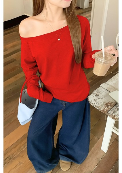 Siyah Kırmızı 2 Li Paket Kadın Düşük Omuz Kayık Yaka Oversize Uzun Kollu T-Shirt modelleri