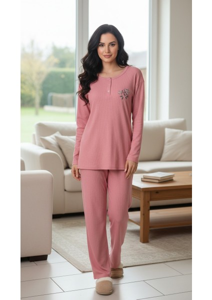 Mini Çiçek Desenli Raporlu Kadın Pijama Takım Yavruağzı