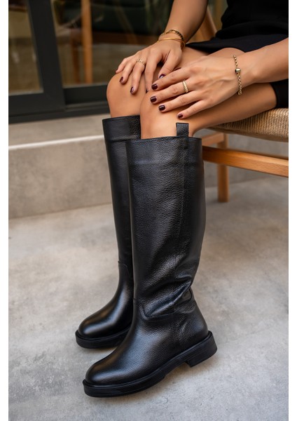 Vera Siyah Kadın Hakiki Deri Düz Çizme