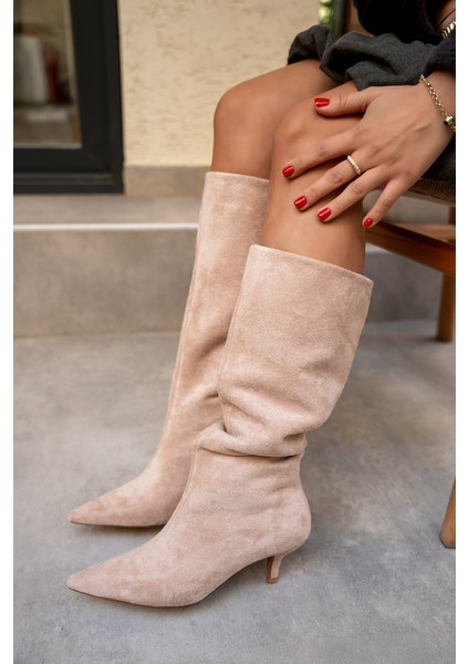 Polka Bej Süet Kadın Sivri Burun Düz Çizme