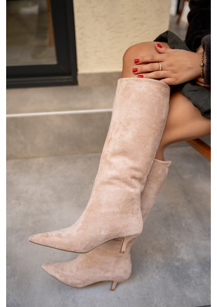 Polka Bej Süet Kadın Sivri Burun Düz Çizme fiyatları