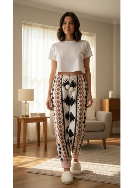 Etnik Desenli Ponponlu Kadın Polar Pijama Altı