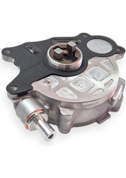 Audi A4 2009-2012 2.0 Dizel Motor Vakum Pompası 03L145100F