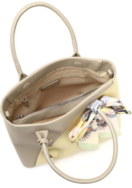 Kadın Gri Uzun Askılı Aksesuarlı Kol Çantası 25SBD250818