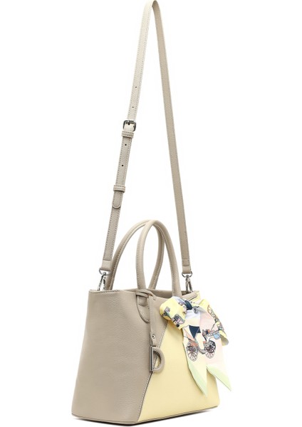 Kadın Gri Uzun Askılı Aksesuarlı Kol Çantası 25SBD250818