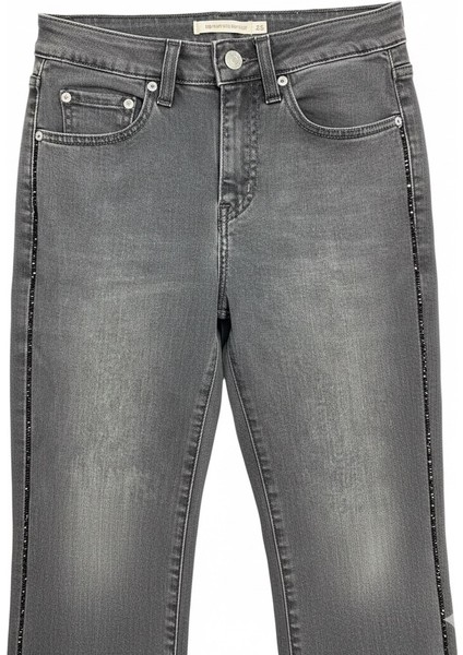 725 High Rise Bootcut Nostalgıc Nıght Taş Detaylı Kadın Siyah Jean Kot Pantolon 18759-0275 modelleri