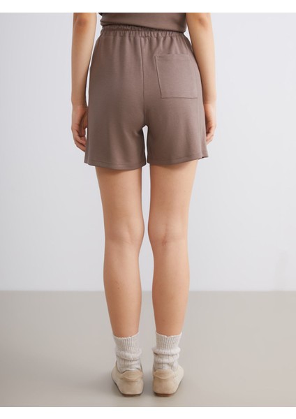 Yeni Sezon Beli Lastikli Kadın Şort fırsatları