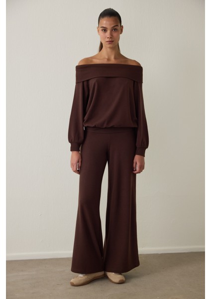 Kahverengi Uzun Kollu Rahat Kesim Kayık Yaka Üst indirimleri