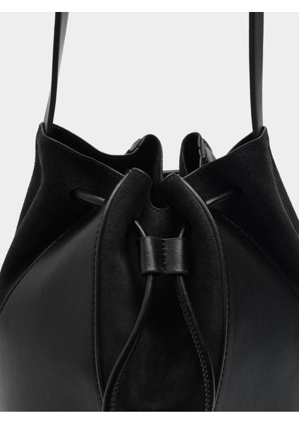 Deri Detaylı Orta Boy Bucket Çanta modelleri