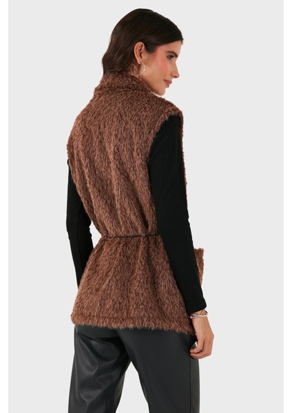 Via Dante Regular Fit Kruvaze Yaka Bağlama Detaylı Kürk Yelek Bayan Yelek 68821807