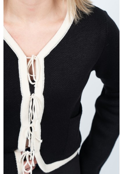 Becca Bağcıklı Triko Kazak 137 fiyatları