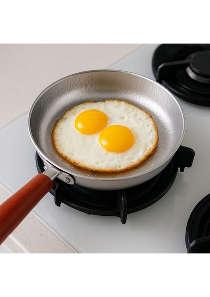 Ahşap Saplı Gümüş Paslanmaz Çelik Sos Yumurta Tavası 16 cm fiyatları