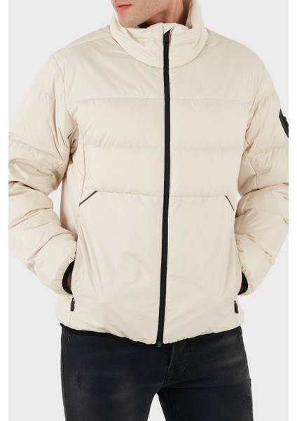 Kapitoneli Regular Fit Dik Yaka Su Itici Şişme Mont Erkek Mont 50544322 131 fırsatları