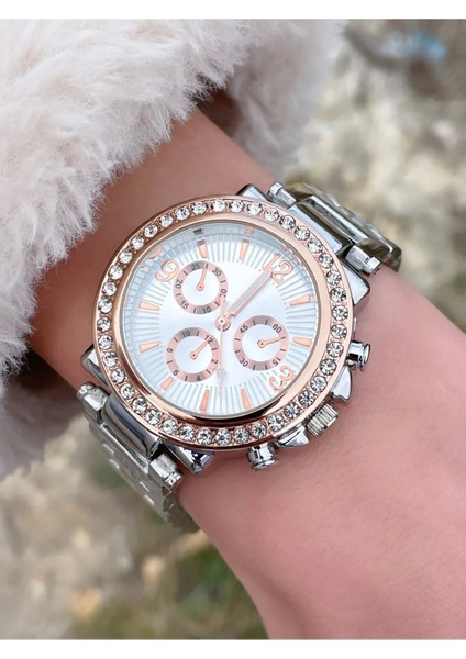 Zarif ve Şık Özel Tasarım Zirkon Taşlı Metal Bayan Kol Saati (Gümüş-Gold) ( Lisinya ) fiyatları
