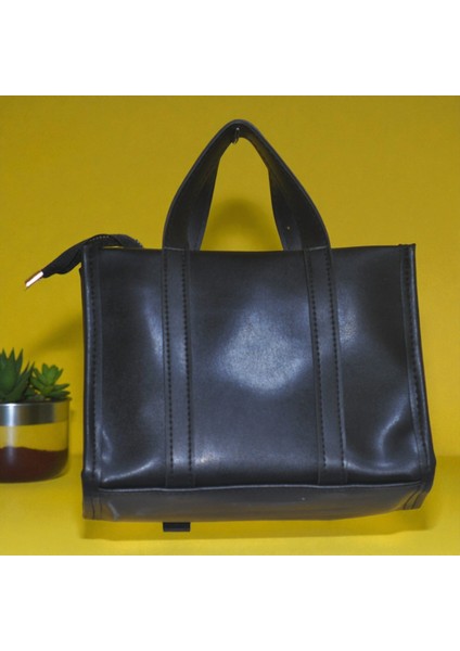 Kadın Hasır Detaylı Kol ve Omuz Çantası – Siyah Deri Askılı Yazlık Günlük Çanta fiyatları