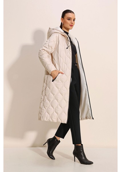 Kadın Bdart Kapüşonlu Uzun Şişme Kapitone Mont Fildişi Doğal modelleri