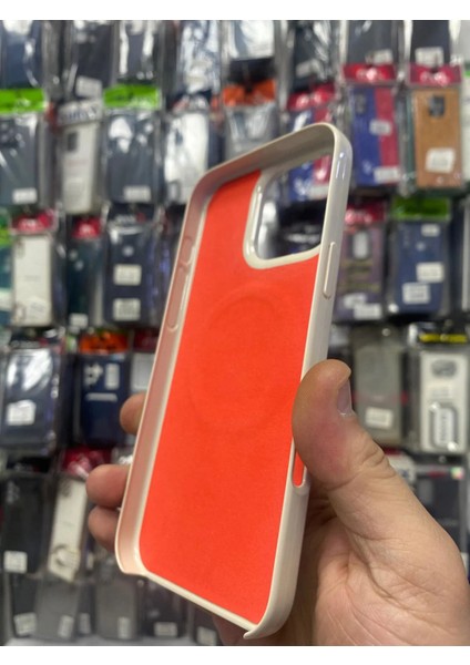 Iphone 11 Uyumlu Beyaz Şık Tasarım Magsafe Parlak Içi Kadife Kılıf fiyatları