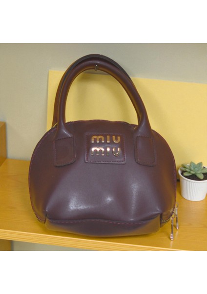 Kadın Mini Oval El ve Omuz Çantası – Şık Deri Görünümlü Model