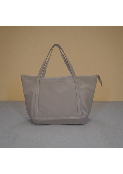 Kadın Minimal Omuz Tote Çanta – Geniş Hacimli Günlük Çanta