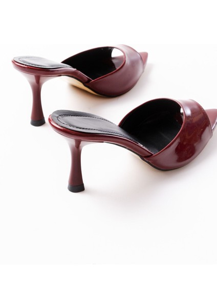 716 Bordo Rugan Sivri Burunlu Topuklu Kadın Terlik fırsatları