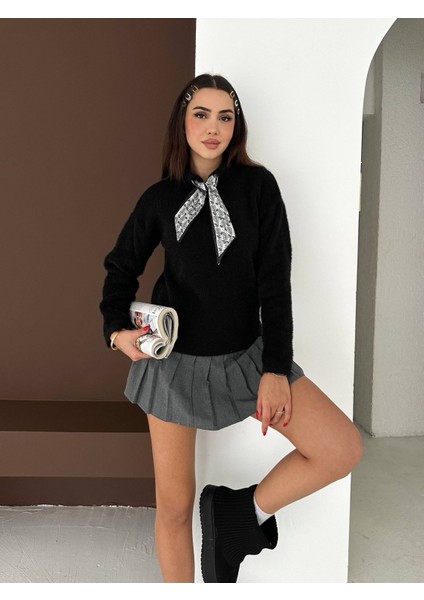 Fularlı Yumoş Triko Kazak