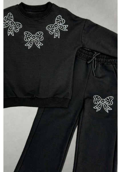 Kız Çocuk Taş Fiyonk Baskılı-2 Iplik-Alt-Üst Takım-5-12 Yaş 12436 modelleri