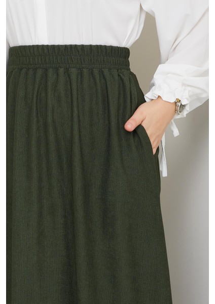 Yeşil Renk Ince Fitilli Kadife Kadın Etek Beli Lastikli 38 40 42 44 46 48 Bedenlere Uyumludur. fırsatları