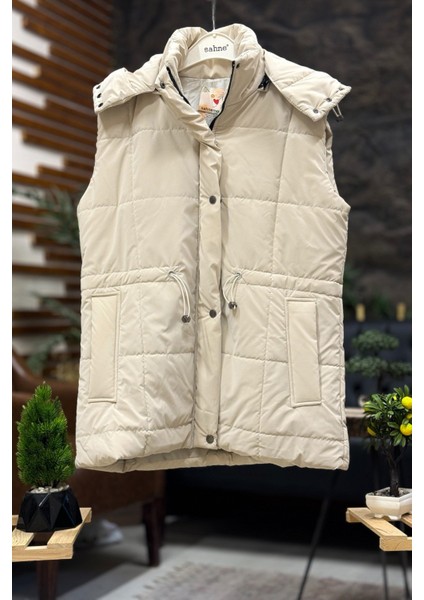 Kolsuz Kapşonlu Uzun Ithal Yelek