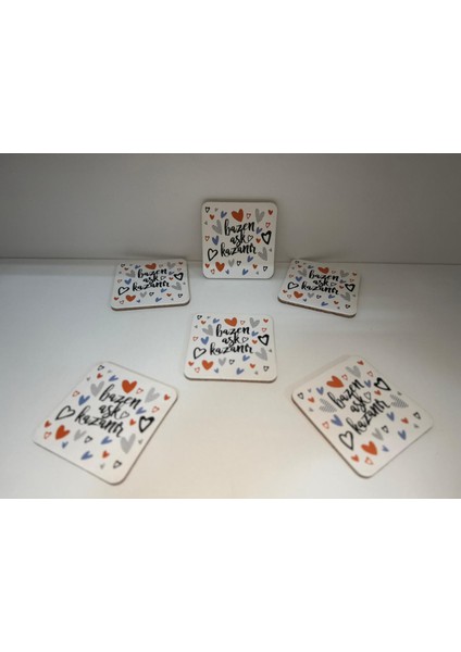 Dekoratif Bardak Altlığı 6'lı Bazen Aşk Kazanır fırsatları