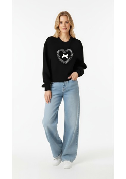 Kalp Kurdele Detaylı Üç Iplik Orta Boy Kadın Sweatshirt