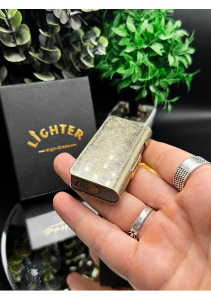 Koleksiyonluk Fransız Reprodüksiyon Çakmak - 1930'LAR Vintage Stil - Benzinli, Doldurulabilir modelleri