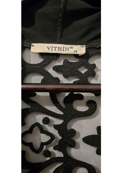 Vitrin Bağlamalı Üst