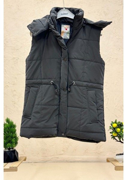 Kolsuz Kapşonlu Uzun Ithal Yelek