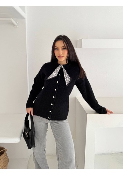 Fularlı Yumoş Triko Hırka