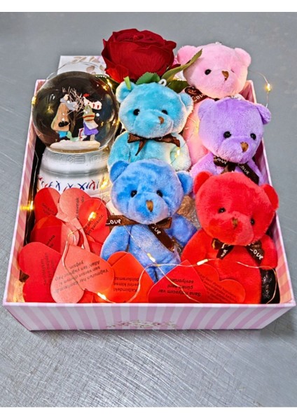 Romantik Hediye Kutusu Işıklı kalpli Mesajlı Kar Küresi ve Peluş Ayıcıklarla Dolu Sevgiliye Hediye
