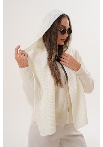 Kapüşon Detaylı Örgü Şal | Hooded Scarf Trendi