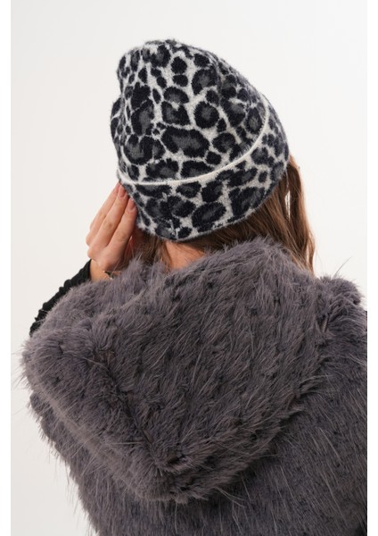 Premium Soft Leopar Bere