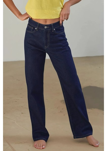 Kadın Straight Fit Jeans Koyu Mavi Denim