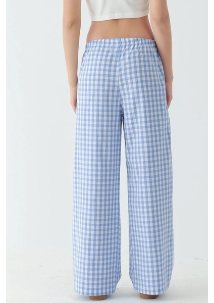 Kadın Geniş Paça Ekose Kareli Pantolon Bebek Mavisi